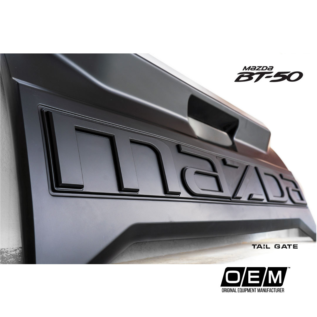 TAILGATE TRIM MAZDA BT-50 2022